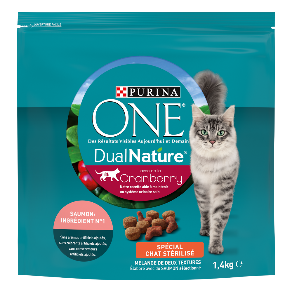 Croquettes chat stérilisé DUALNATURE Cramberry Saumon PURINA ONE - 1,4kg